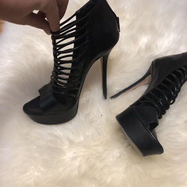 Scarpe con tacco in pelle 39