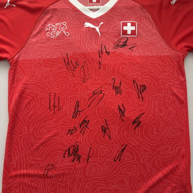 Signiertes Schweiz Nati-Trikot 2021 Sammlerstück