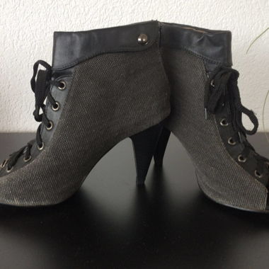 Absatzschuhe in Jeans-Optik