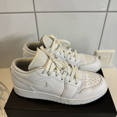 Air Jordan 1 Low. Gr. 38