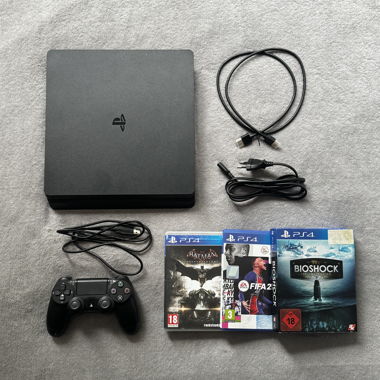 Console PlayStation 4 Slim 500 Go