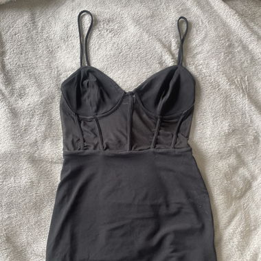Black dress bershka 