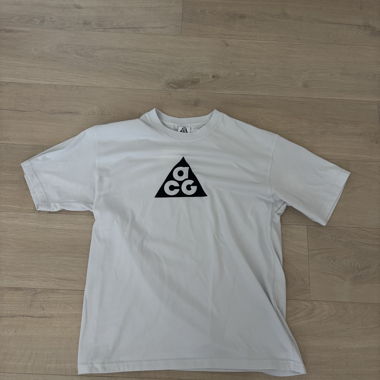 T-shirt bianco ACG Dri-Fit taglia S