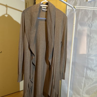 Langer dünner Woll-Cardigan