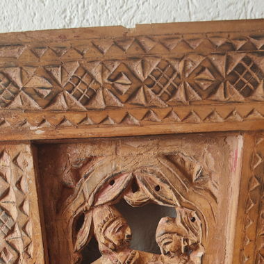Pannello con intarsi indiani