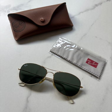 Ray-Ban Aviator Sunglasses Gold