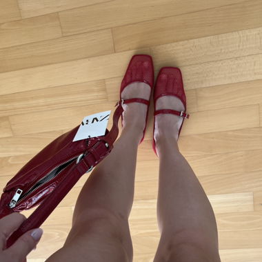 Ballerines Mary Jane en mesh rouge