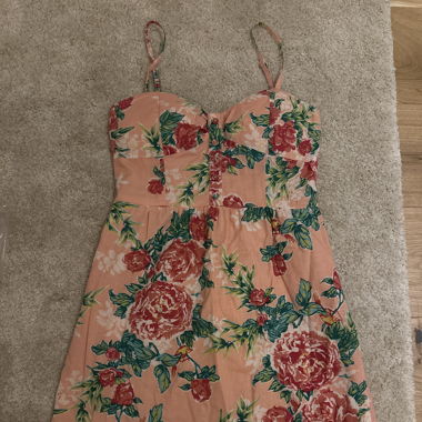 Robe rose à fleur 