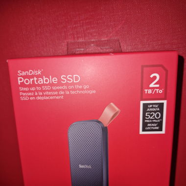 2 neue ssd extern festplatten samsung+sandisk