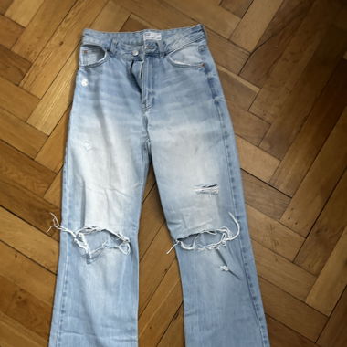 Ripped jeans
