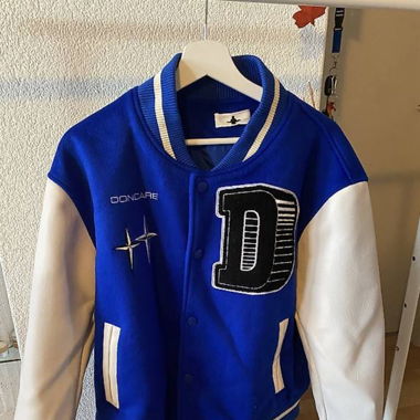 Stylische Doncare College-Jacke in Blau/Weiß 