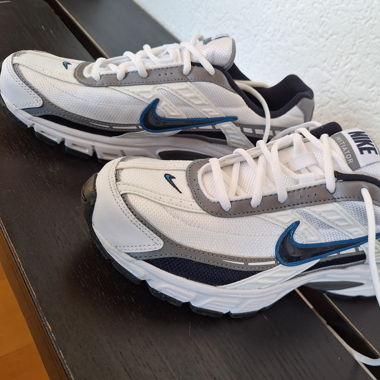 Nike Initiator Sneaker Gr.42, neu