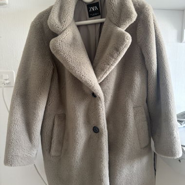 Manteau ZARA en fausse fourrure beige Taille EUR M