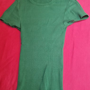 Grünes T-shirt 