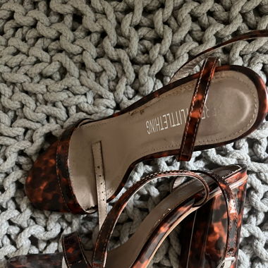Prettylitlethings high heels 36