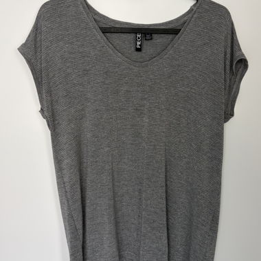 Grey PIECES T-shirt