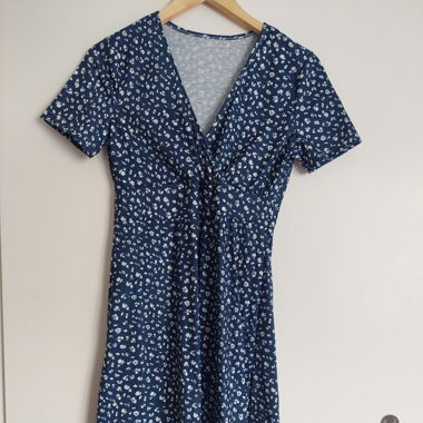 Kleid mit Blumenmuster