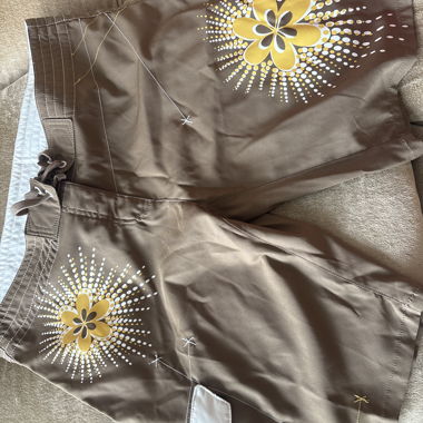Maillot de bain brun à motif