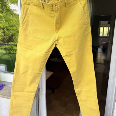 Gelbe ZARA MAN Hosen