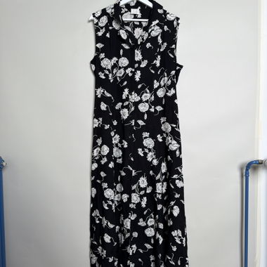 Florales ärmelloses Kleid