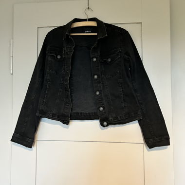Veste en jean noire Stradivarius