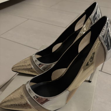 Chaussure à talons 