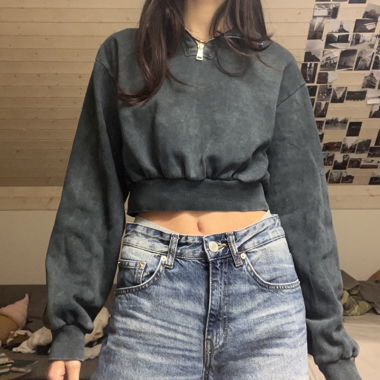 Cropped Sweater