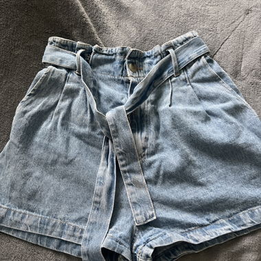 Kurze Hose