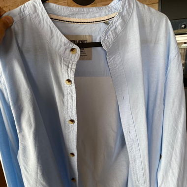 Men's shirt