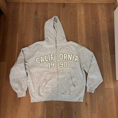 Sweat à capuche Bershka zippé