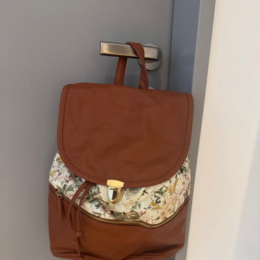 Rucksack mit Blumenmuster