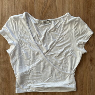 Tank Top, weiss, mit Kreuz-Ausschnitt