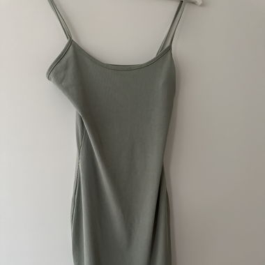 Grünes Minikleid