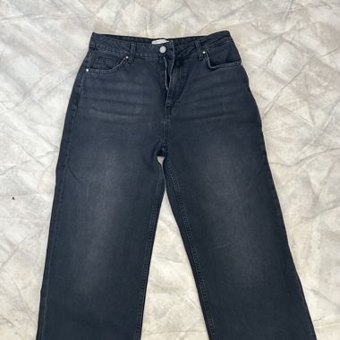 schwarze straight leg jeans