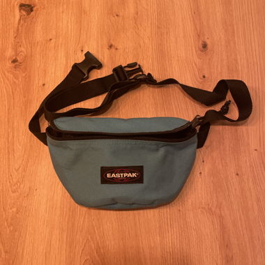Marsupio Eastpak blu turchese