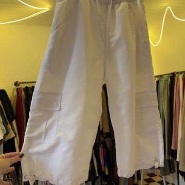 Weisse Cargo- 3/4 Shorts
