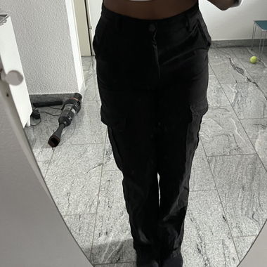 Cargo Hose schwarz