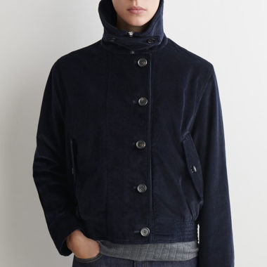 Veste à col entonnoir