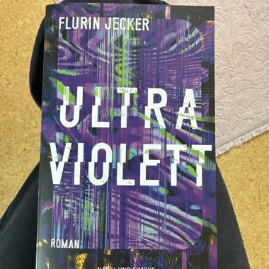 Ultraviolett – Flurin Jecker