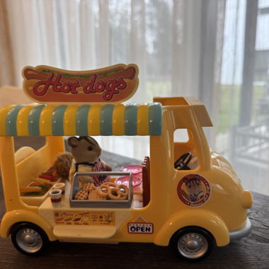 Sylvanian Hot-Dog-Wagen