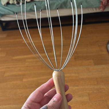 Massaggio al cuoio capelluto