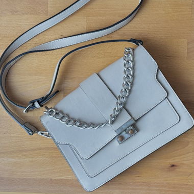 Handtasche grau