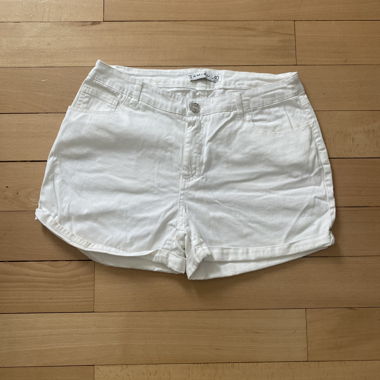 Weisse Shorts