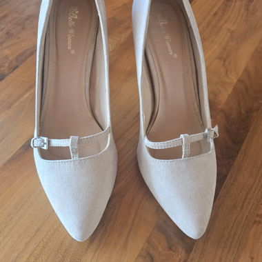 Elegante beige Pumps Grösse 40 in Wildleder Optik 