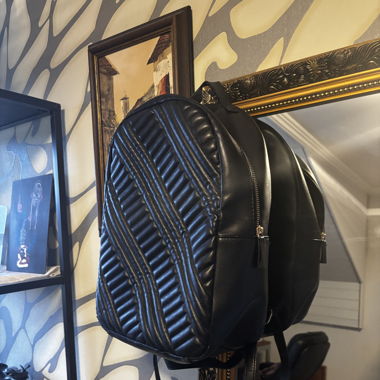black backbag