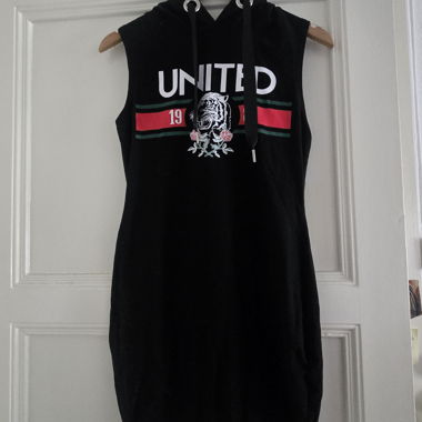 Hooded Sleeveless Dress
