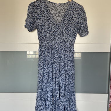 Blue midi dress with floral pattern, size L