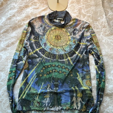 Haut à Col Roulé en Maille Horoscopez de Dollskill’s