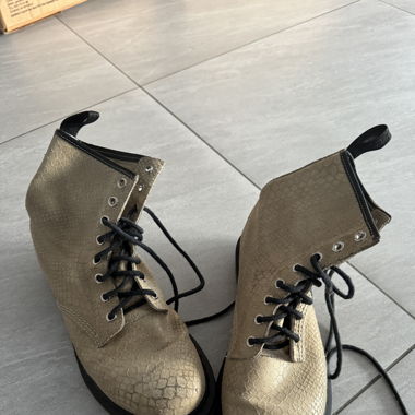 Boots Dr. Martens