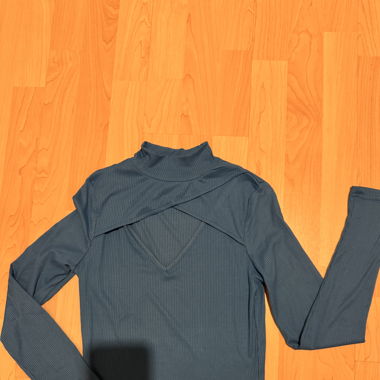Geripptes Langarmshirt 